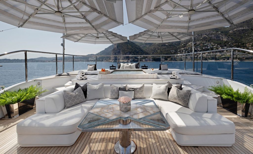 Sun deck